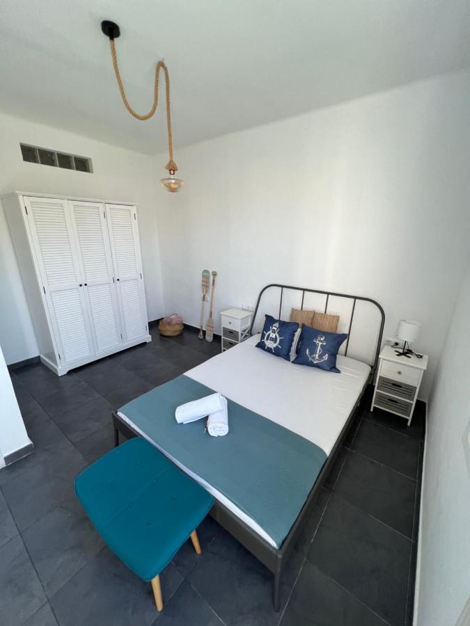 Near Ramblas - Only For Over 32 Days *