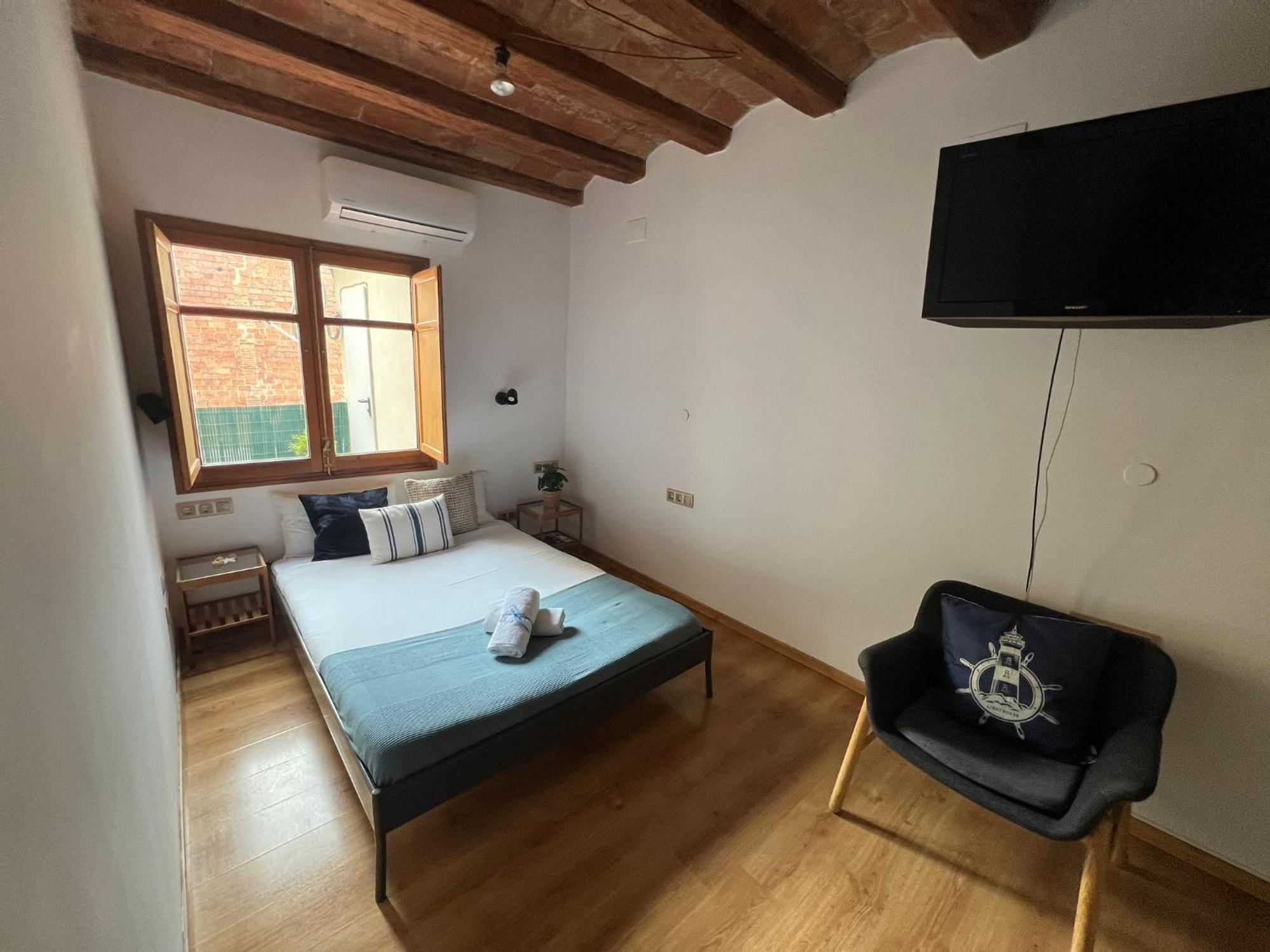 Near Ramblas - Only For Over 32 Days * Barcelone