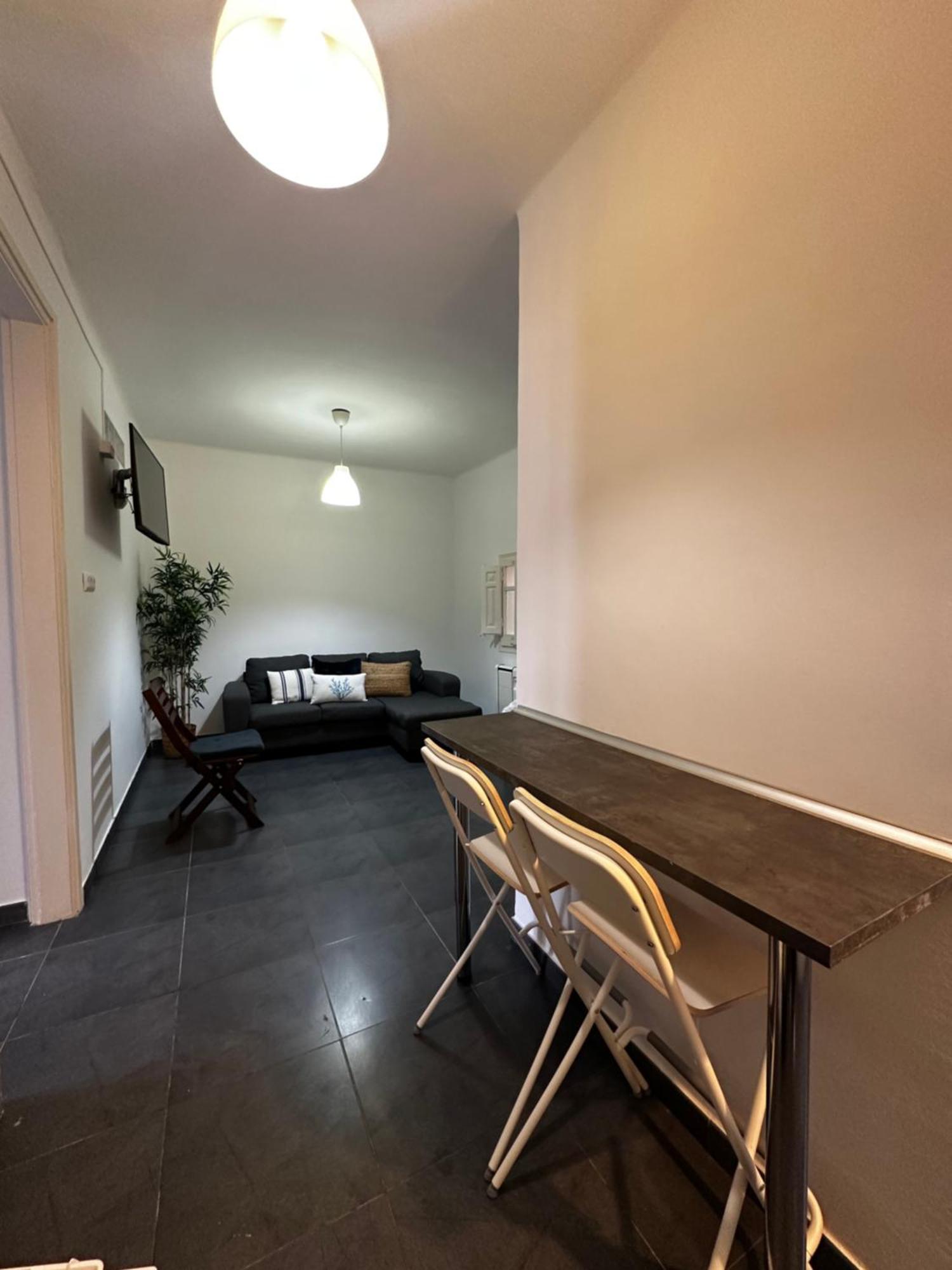 Near Ramblas - Only For Over 32 Days Appartement *