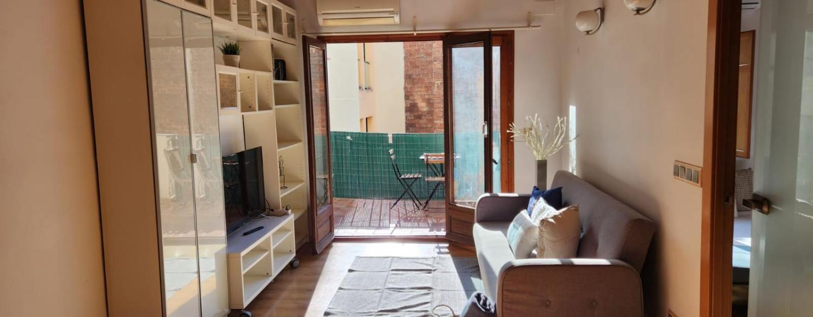 Near Ramblas - Only For Over 32 Days *
