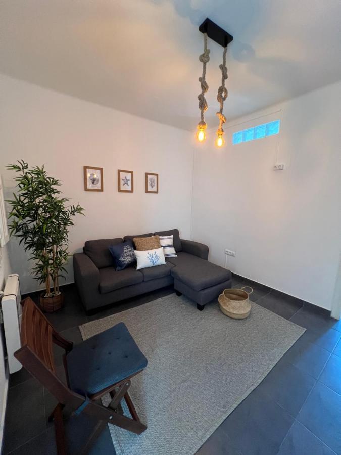 Apartment Near Ramblas - Only For Over 32 Days